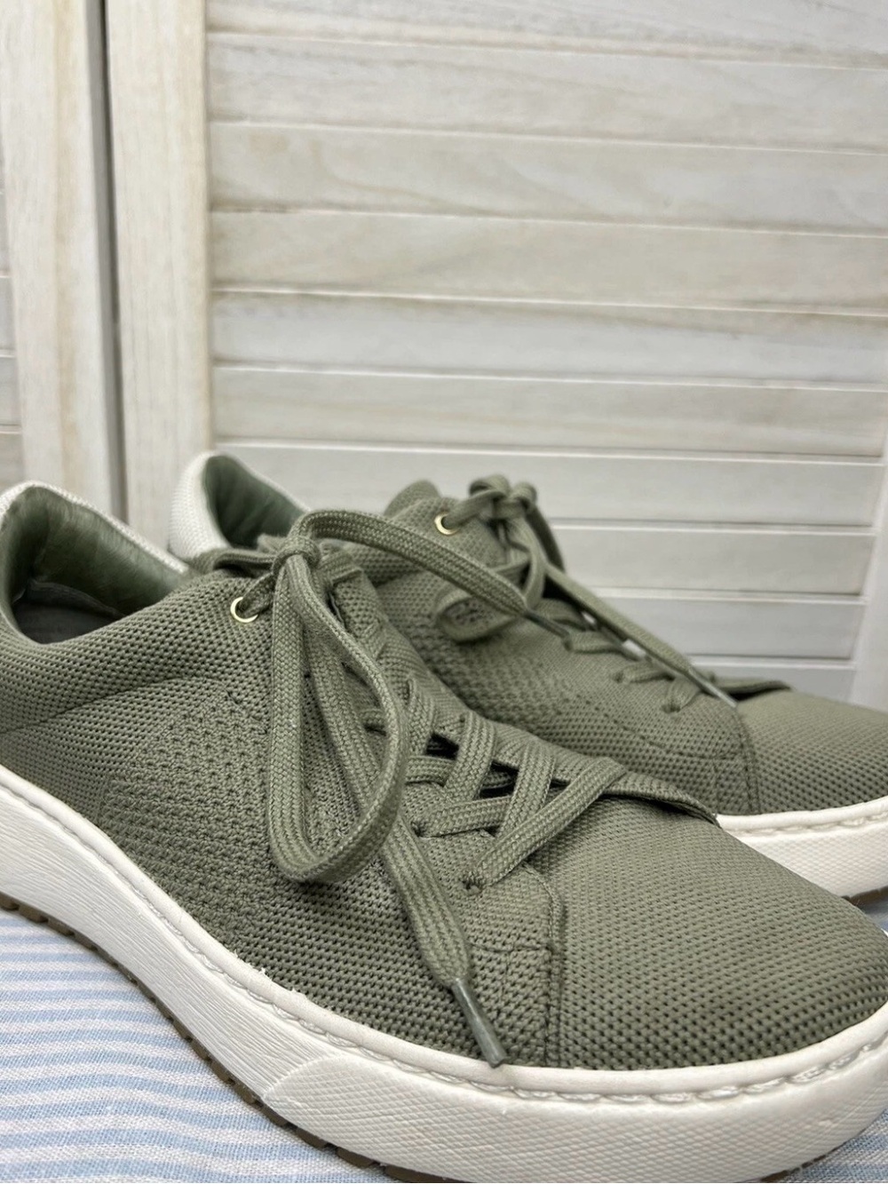Sofft‎ Women's Wayln Sneaker Knit Low-Top Sage Green Size 10 Box